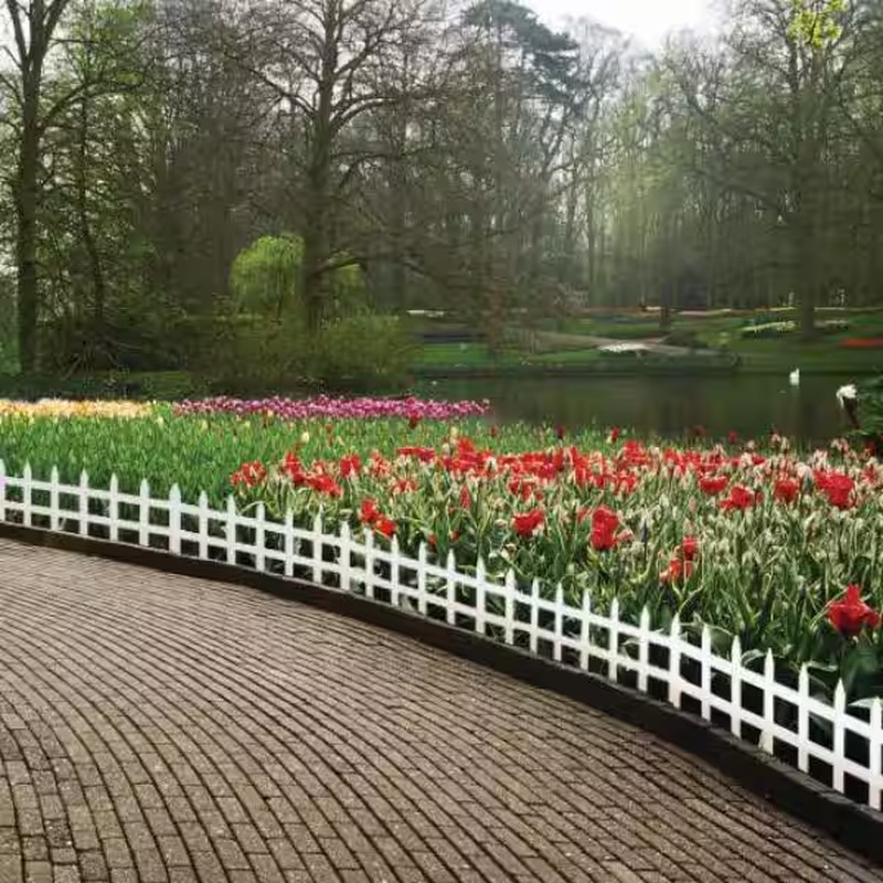 18 In. H 36 In. W White Wood Picket Garden Fence