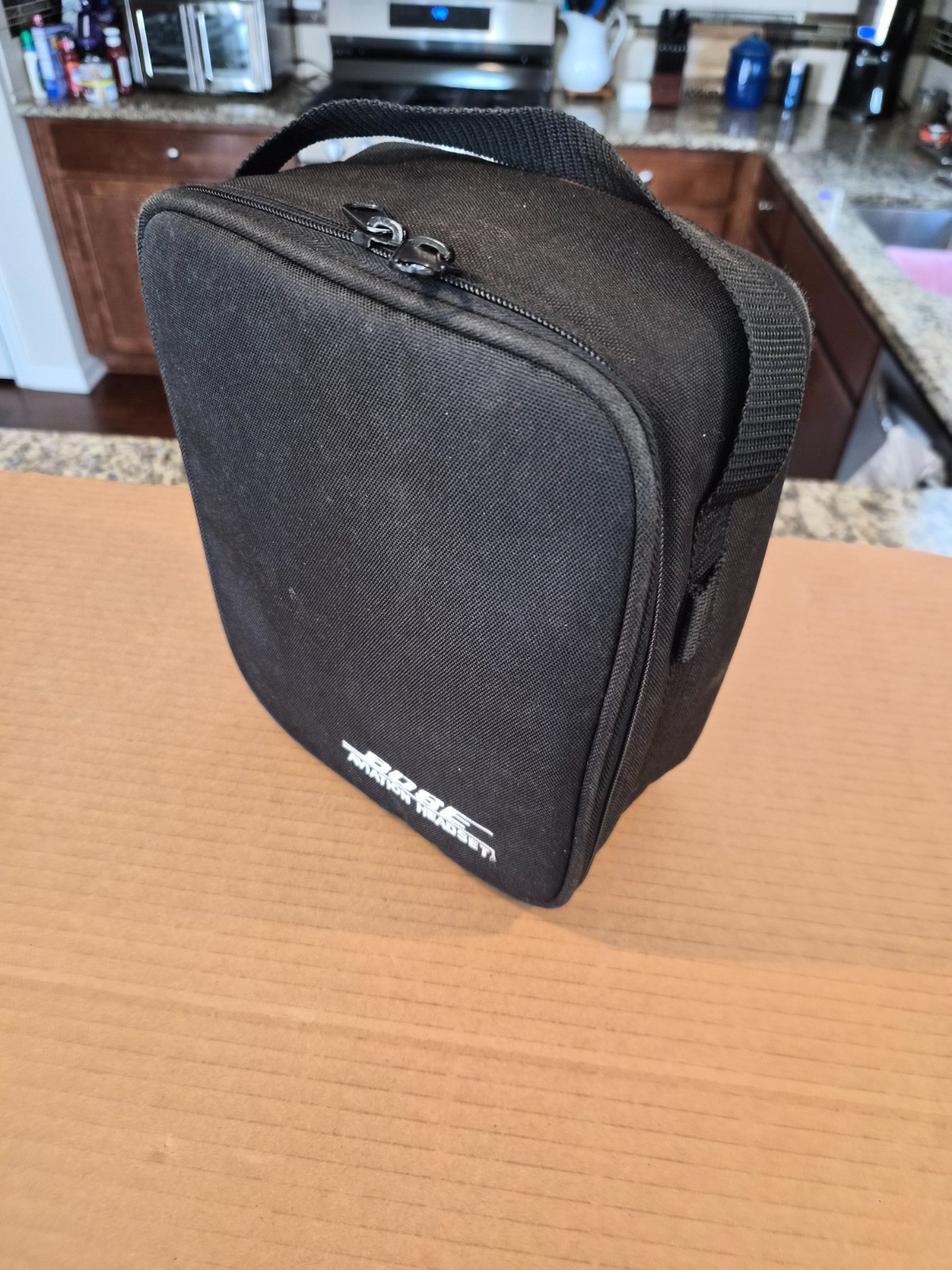 Bose Aviation Headset AH/ANC 32108) - Active Noise Cancelling