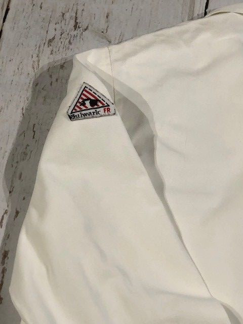 Bulwark Flame Resistant Lab Coat EXCEL-FR White ATPV 7,7 snap on closure