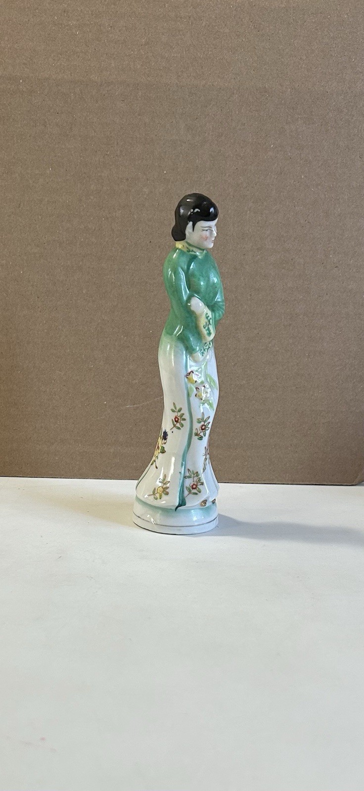 1940's Porcelain Hand Painted 7" Asian Geisha Woman Figurine Occupied Japan