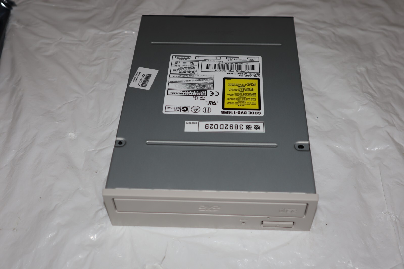 NEW 203350-C71 COMPAQ HEWLET PACKARD HP 10X DVD 40X CD-ROM DRIVE IDE WHITE BEZEL