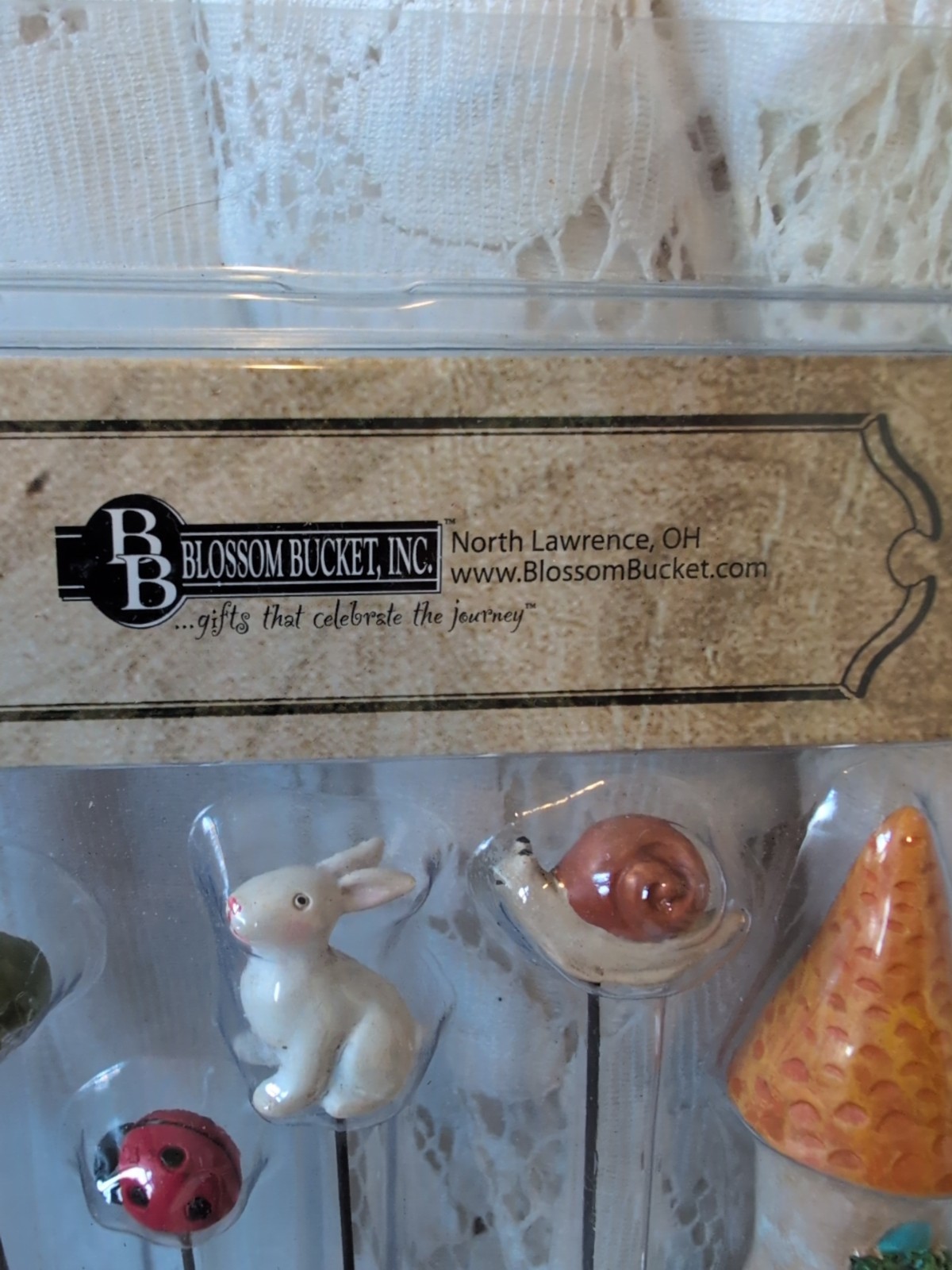 Blossom Bucket Fairy Garden Mini Village Resin Picks Set NEW