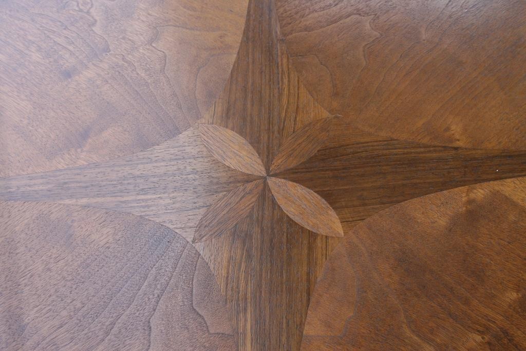 Broyhill Brasilia Cathedral Round Table Top (6150-14)