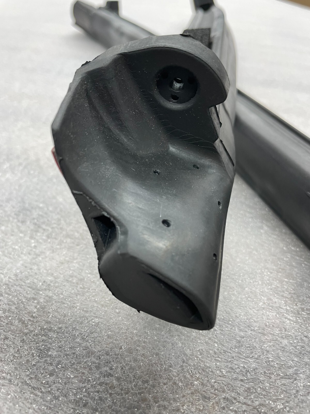 1997-2004 C5 Corvette Roof Panel Side Weatherstrips Gaskets Seals 530F w/4screws