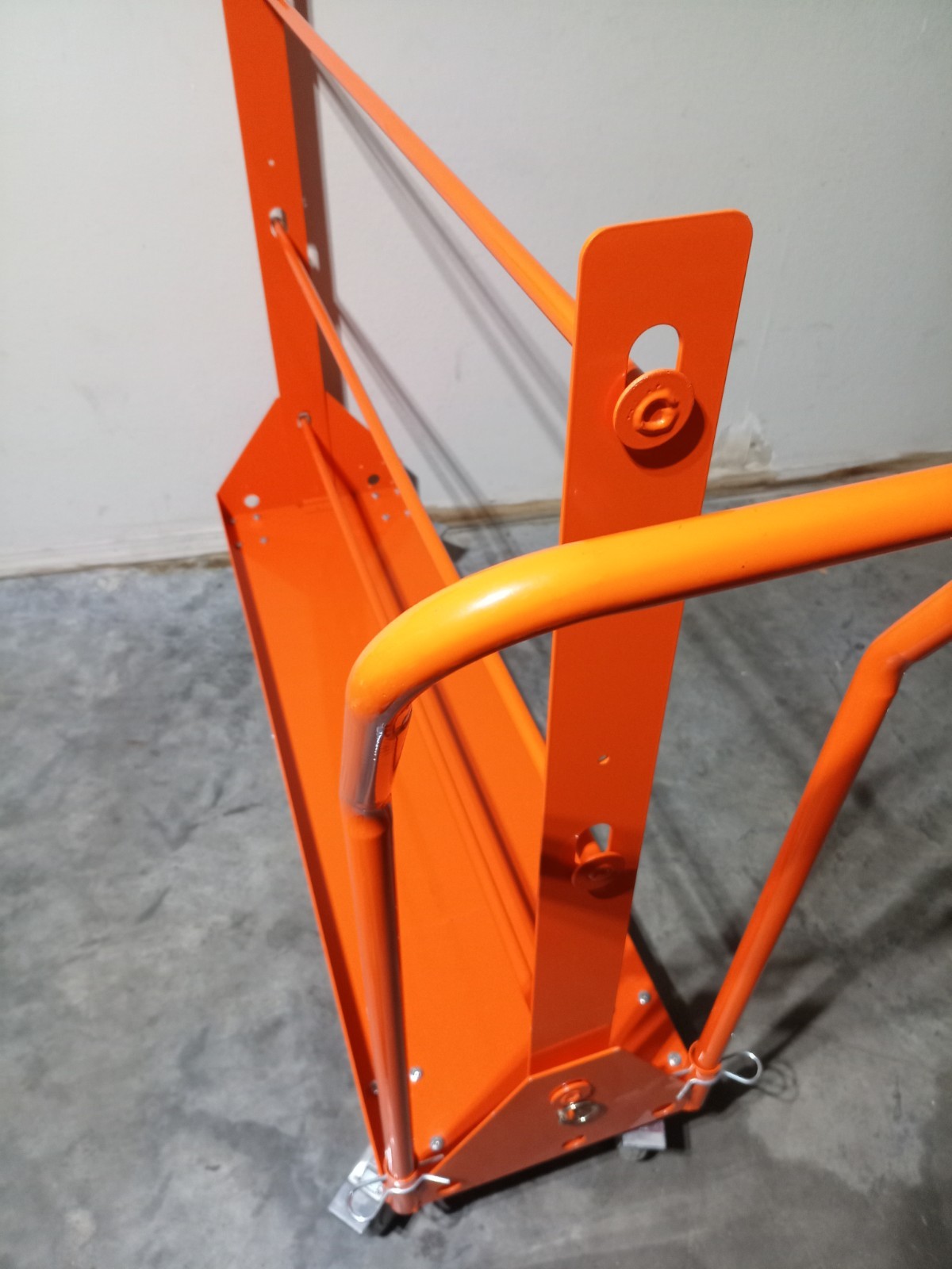 Windy City Wire RackTrack 48" Heavy Duty Portable Copper/Cat/Alum Wire Cart Rack