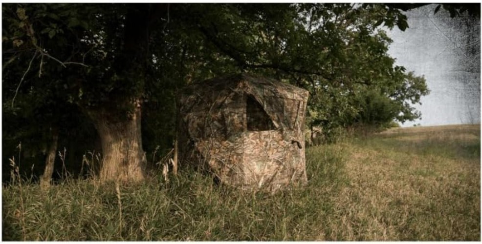 Outdoor Hunting Blind with High Wind Tie-Downs and Spacious 55x55 Inch Footprint