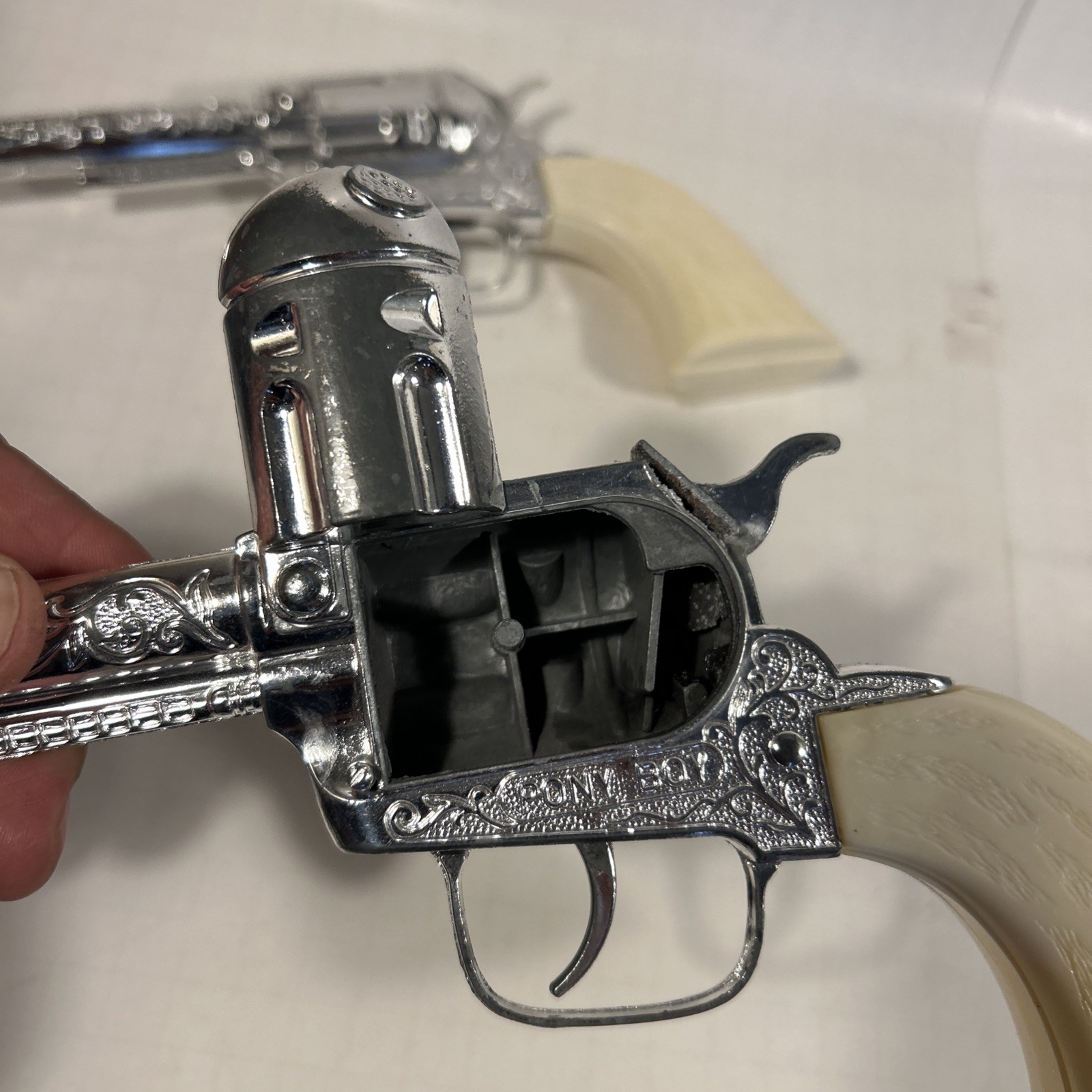 Lot Of 2 VINTAGE PONY BOY GUN PISTOL WESTERN COWBOY COLLECTORS