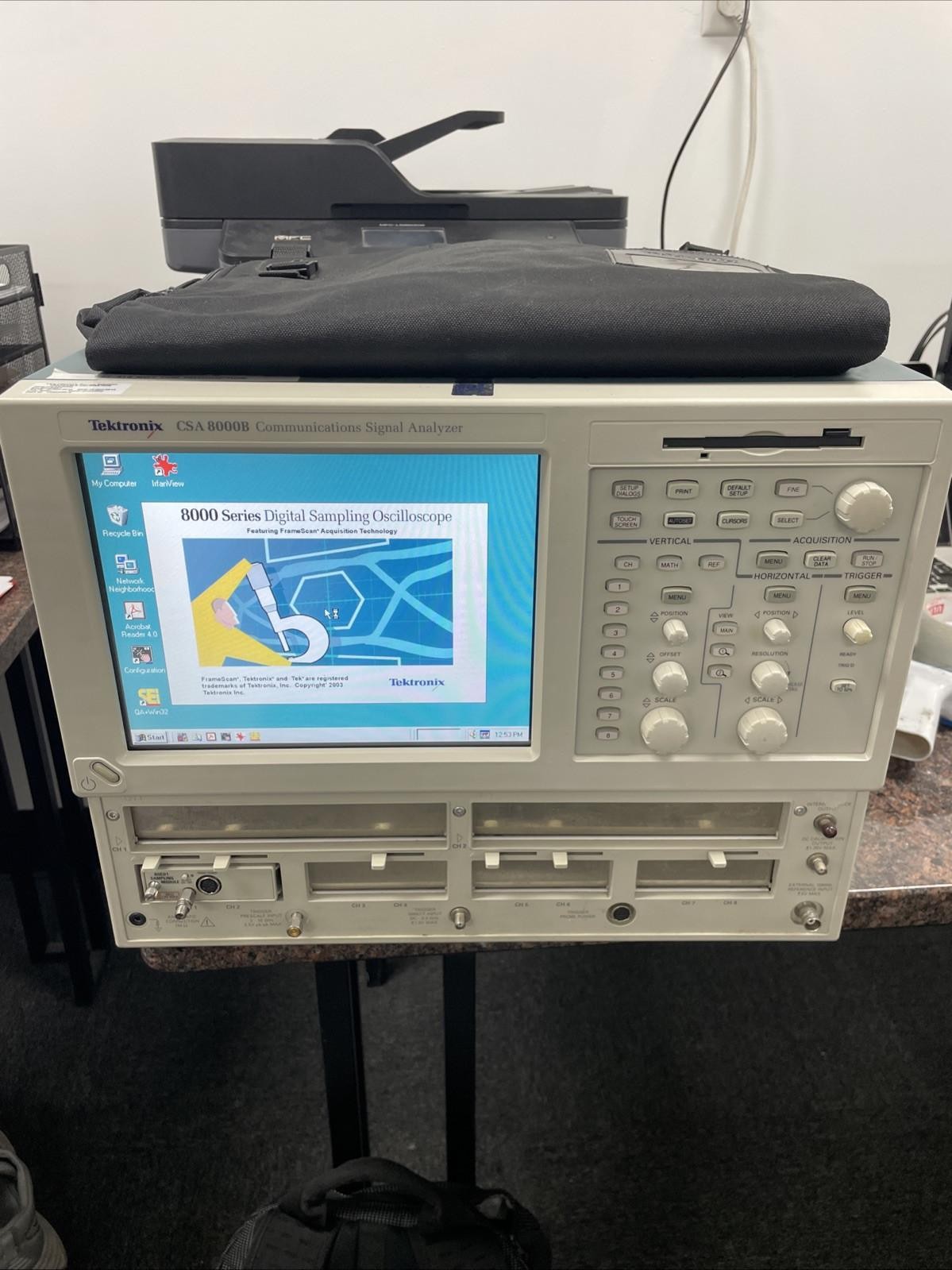 Tektronix CSA8000B Communication Analyzer Working NO SAMPLING MODULE! Unit only!
