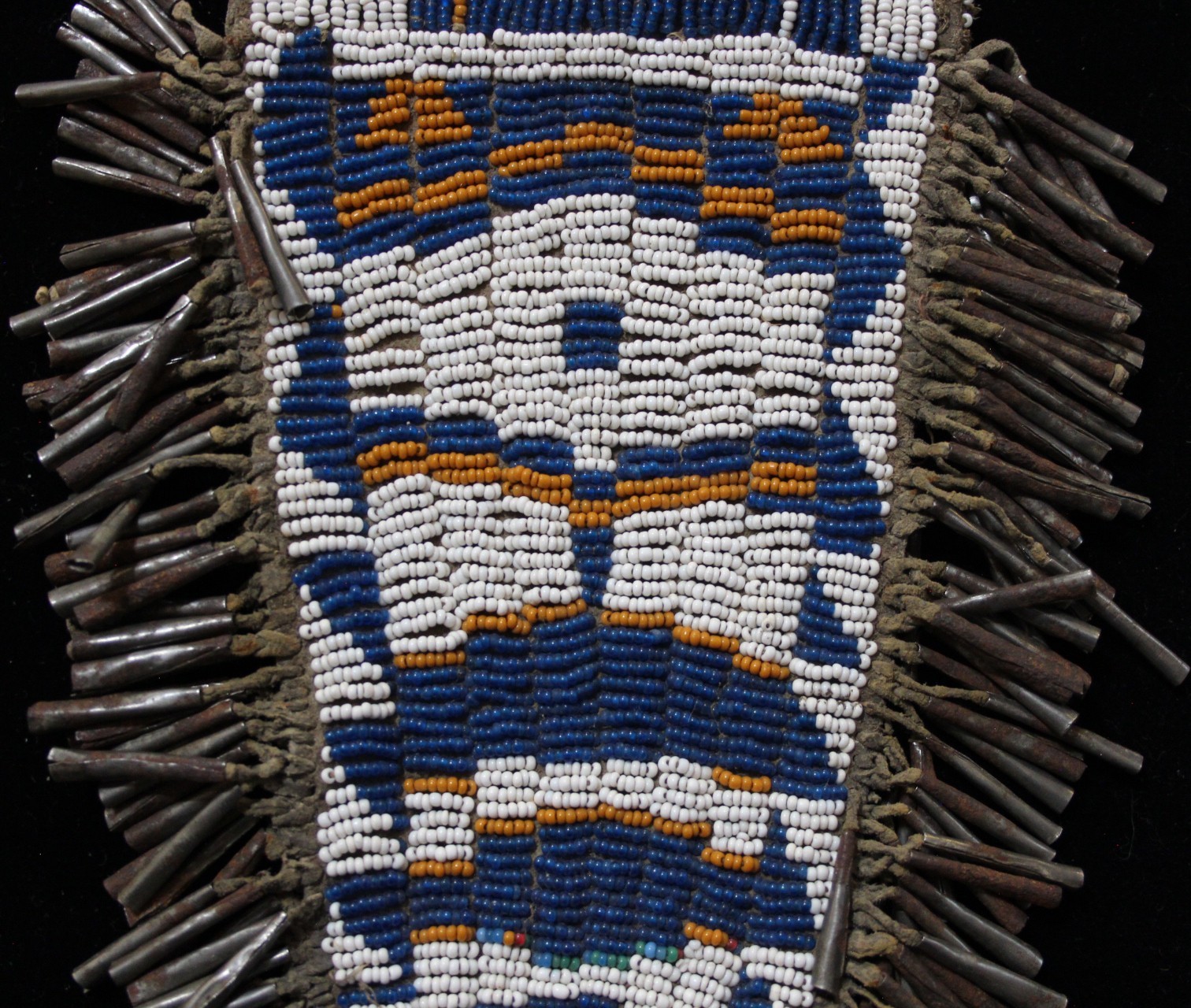 Vintage Beaded Ute Tab Bag with Cones