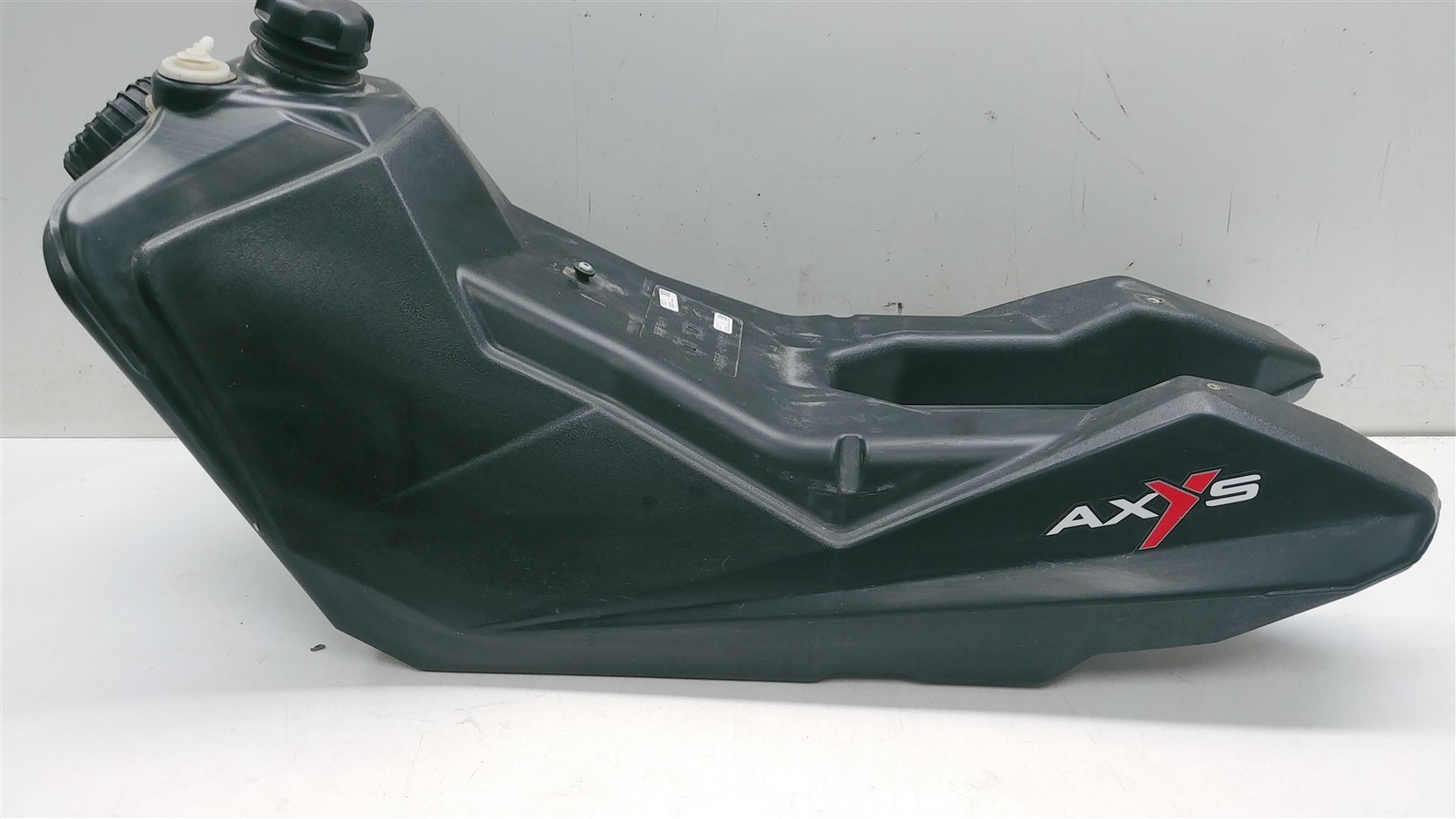 2015 Polaris 800 Switchback Pro S #2 AXYS Gas Tank Fuel Molded Tank 2521341