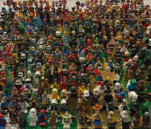 LEGO Bulk Lot Of Minifigures 5 Packs Star wars Ninjago Minecraft City You Choose