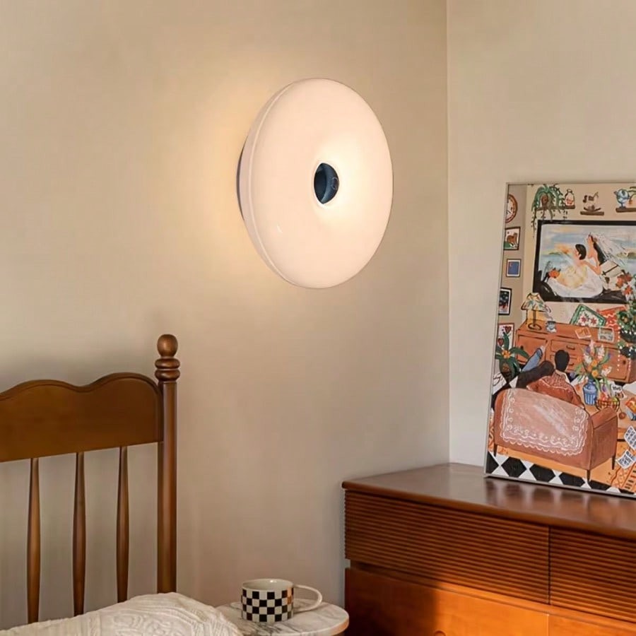 Modern Fashionable Donut-Shaped Atmosphere Lamp, Rechargeable, 3-Color Dimming..