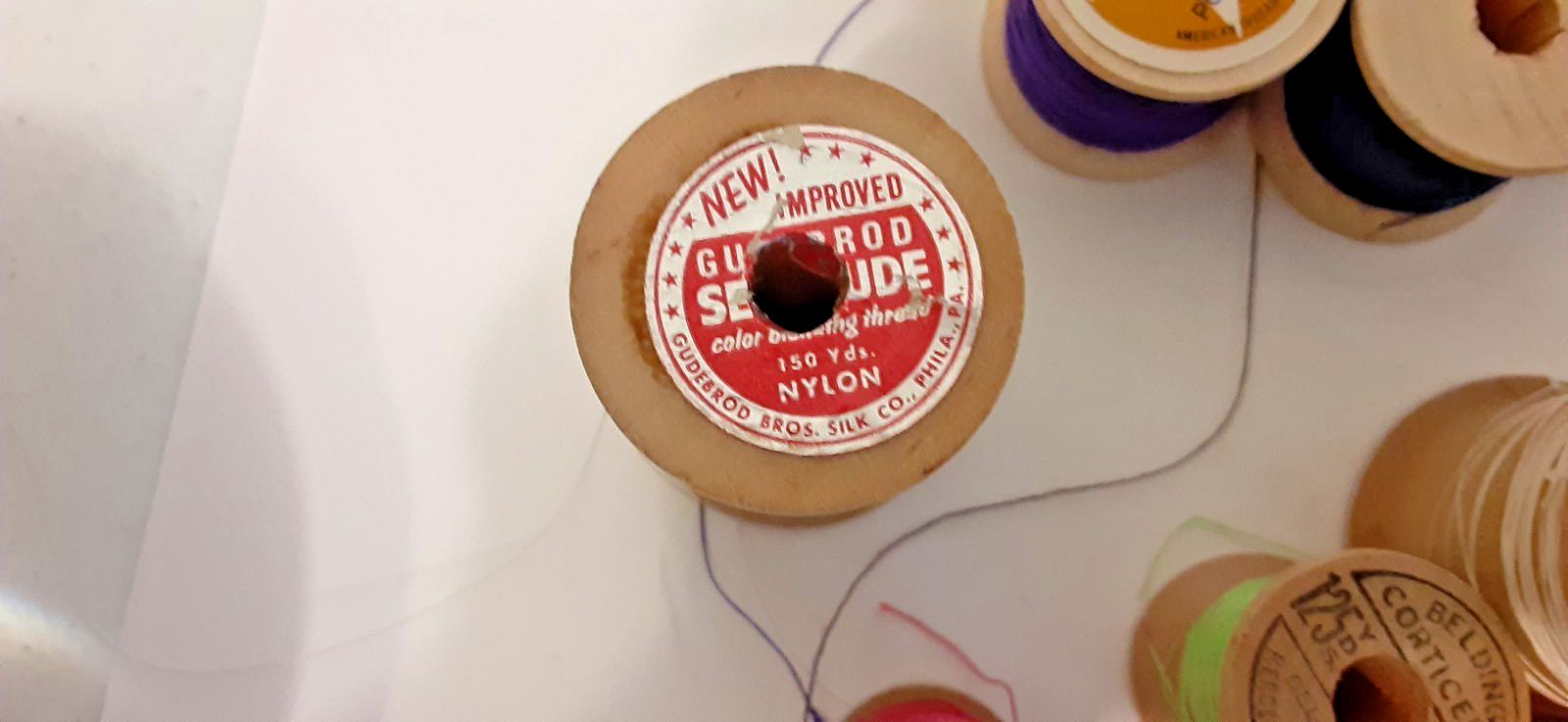 Vtg Sewing Thread 28pc Lot All Wood Spools Belding Talon Star Coats Clark