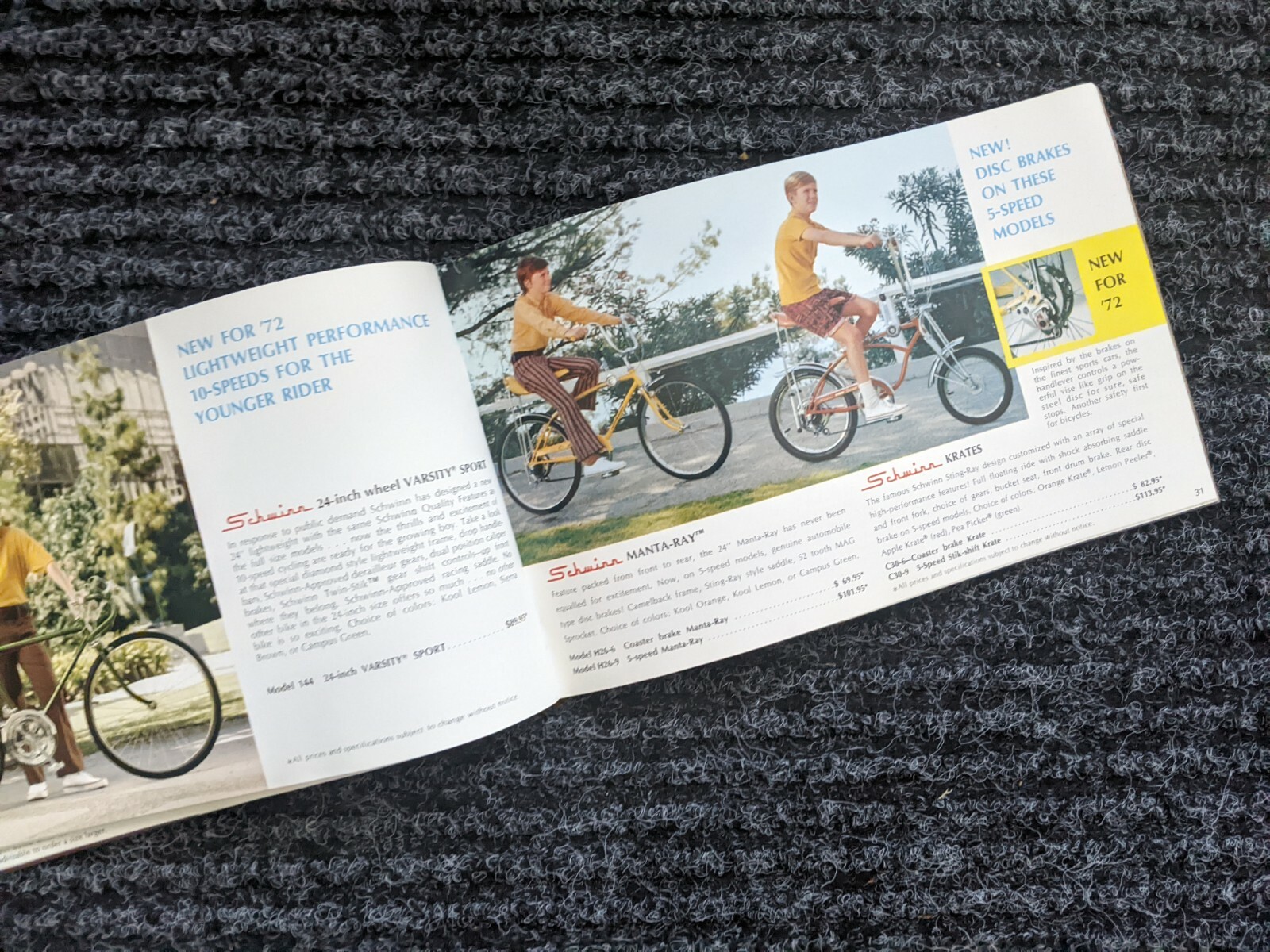 Schwinn 1972 Original Bicycle Sales Catalog~Bikes-Paramount-Stingray 72