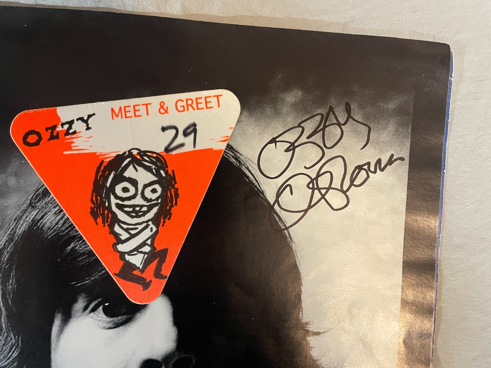 Ozzy Osbourne 1981 SIGNED AUTOGRAPH Blizzard Of Ozz Tour Program Book