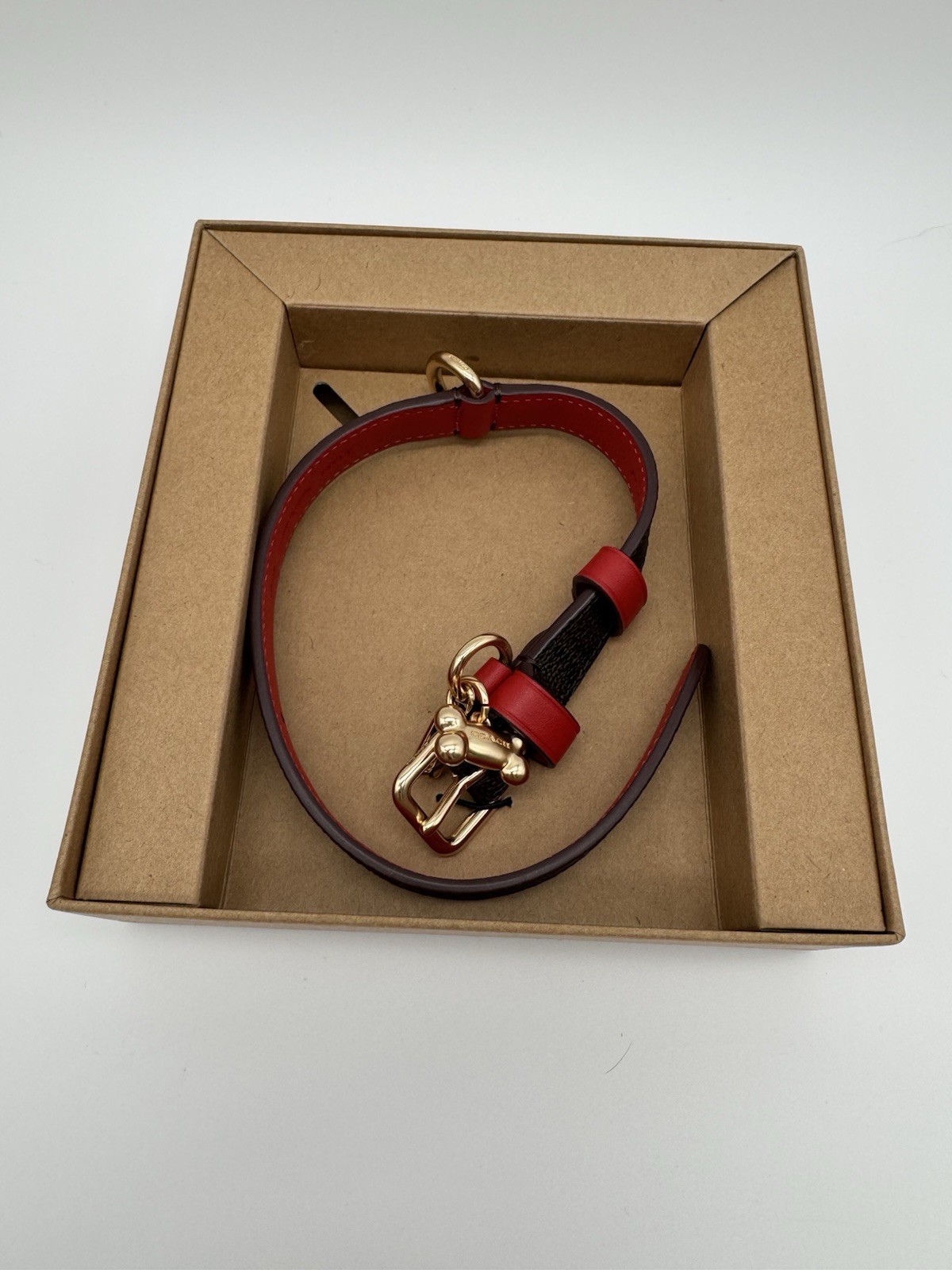 NIB Coach Signature Pet Collar Walnut Bold Red Black Charm Small 9.8”-13.8”