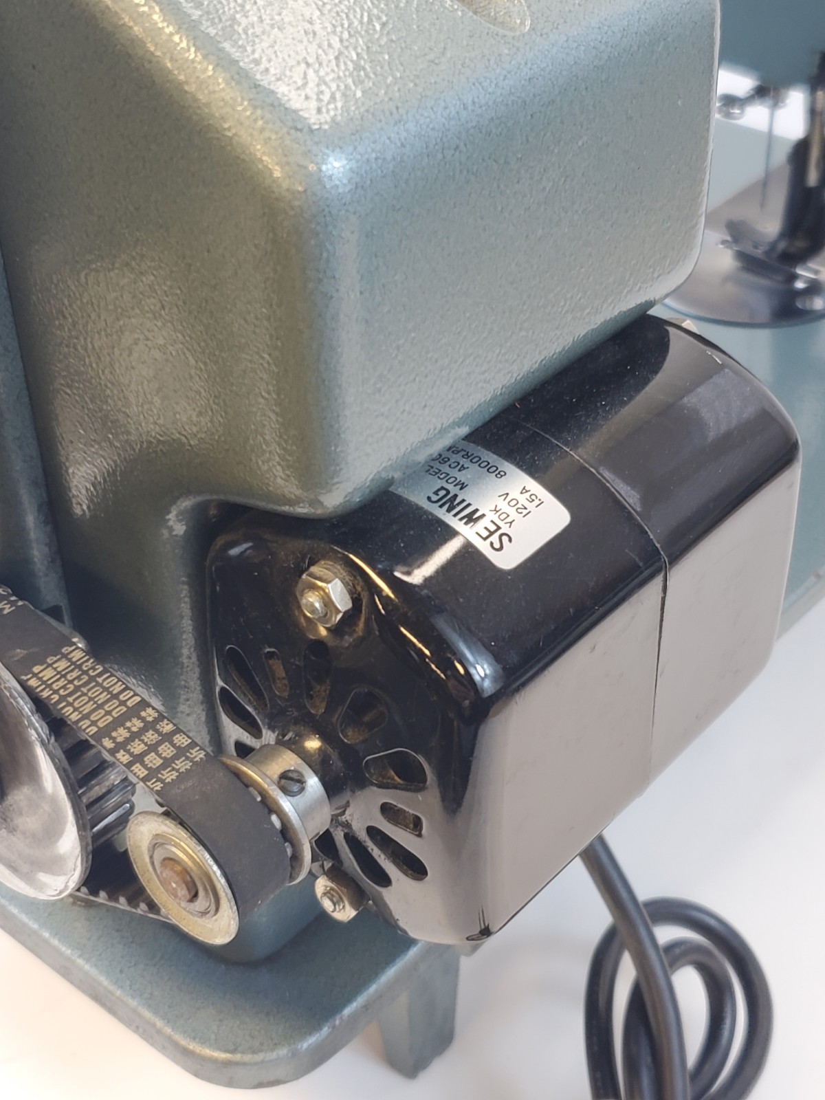 Vintage THOMPSON PW-200 Mini Walking Foot Sewing Machine (Please Read)