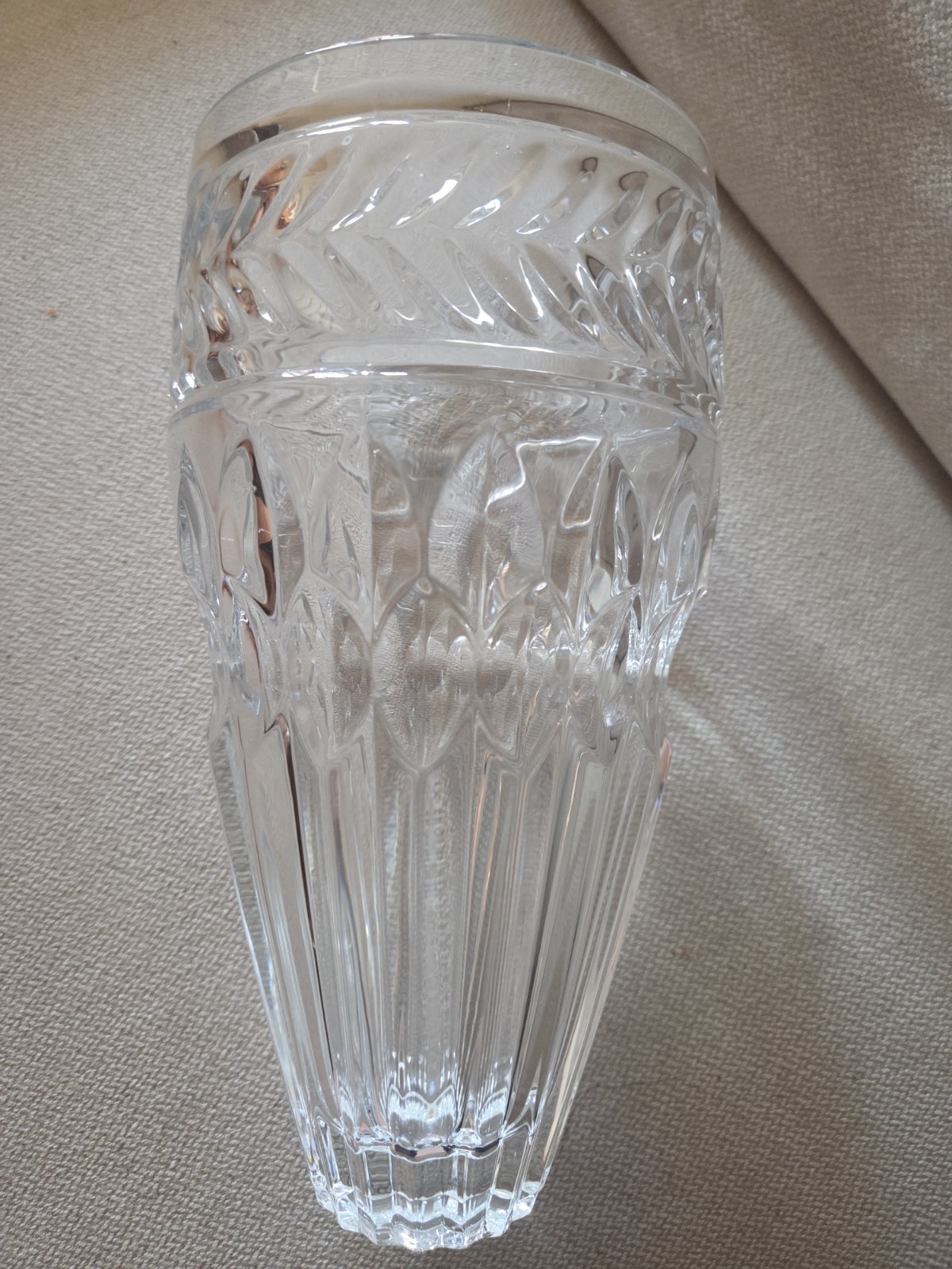 Shannon by Godinger Symphony 10 Tall Crystal Vase - New In Box
