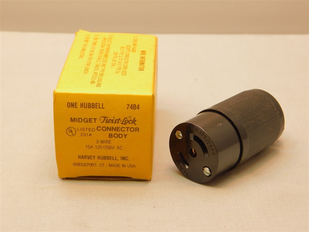 Hubbell HBL7484 15A 125/250VAC 3-Wire Midget Twist-Lock Female Connector Body
