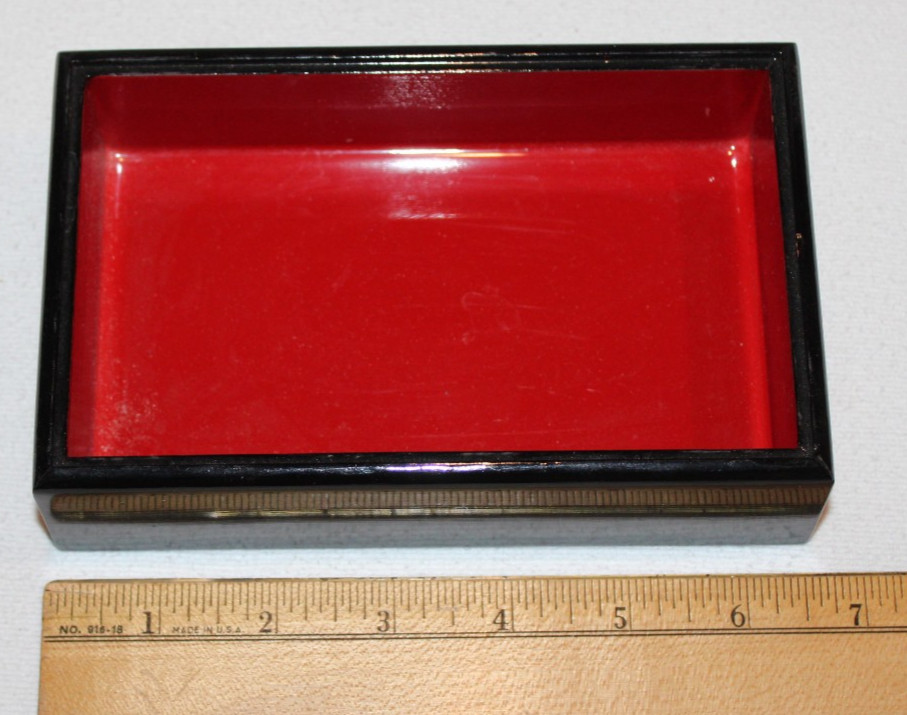 VTG black lacquer cigarette box w/ lid tortoise & the hare race MOP inlay RARE