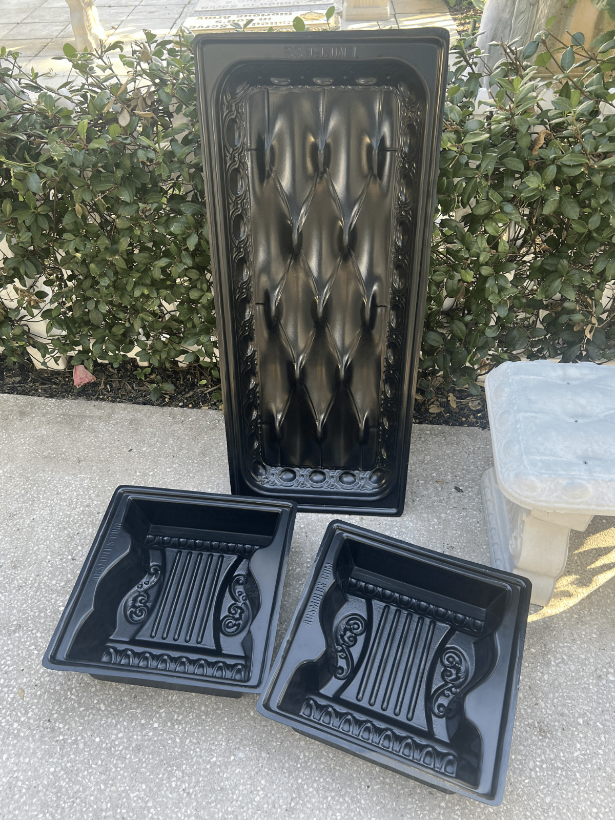The Empress Concrete Bench Mold Set