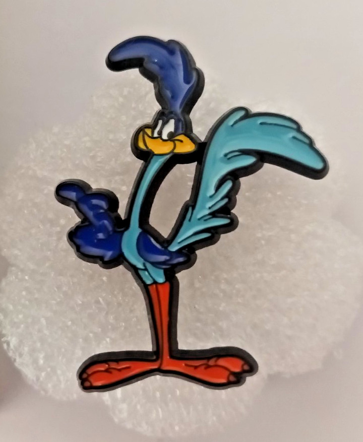 ROAD RUNNER ENAMEL PIN-2 OR MORE PINS $5.49 SHIPPING, SPEND $20 SHIPPING IS FREE