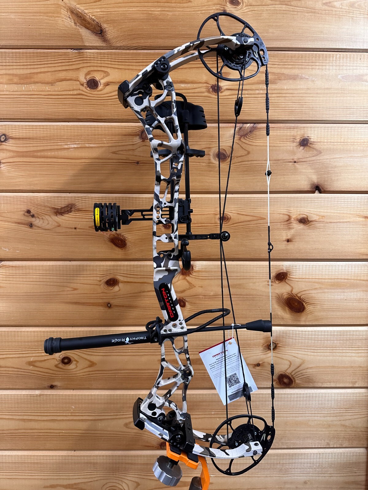 New Darton Consequence RH 70# Vuni Camo Ready to Hunt Package Bear