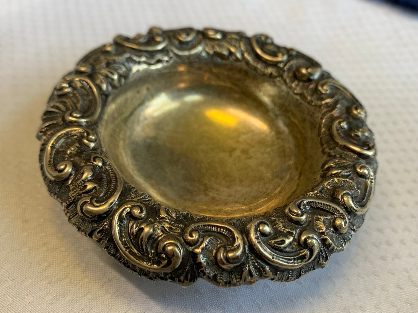 Antique Sterling Silver Condiment Dish Master Salt Cellar 38.9g Floral Repousse