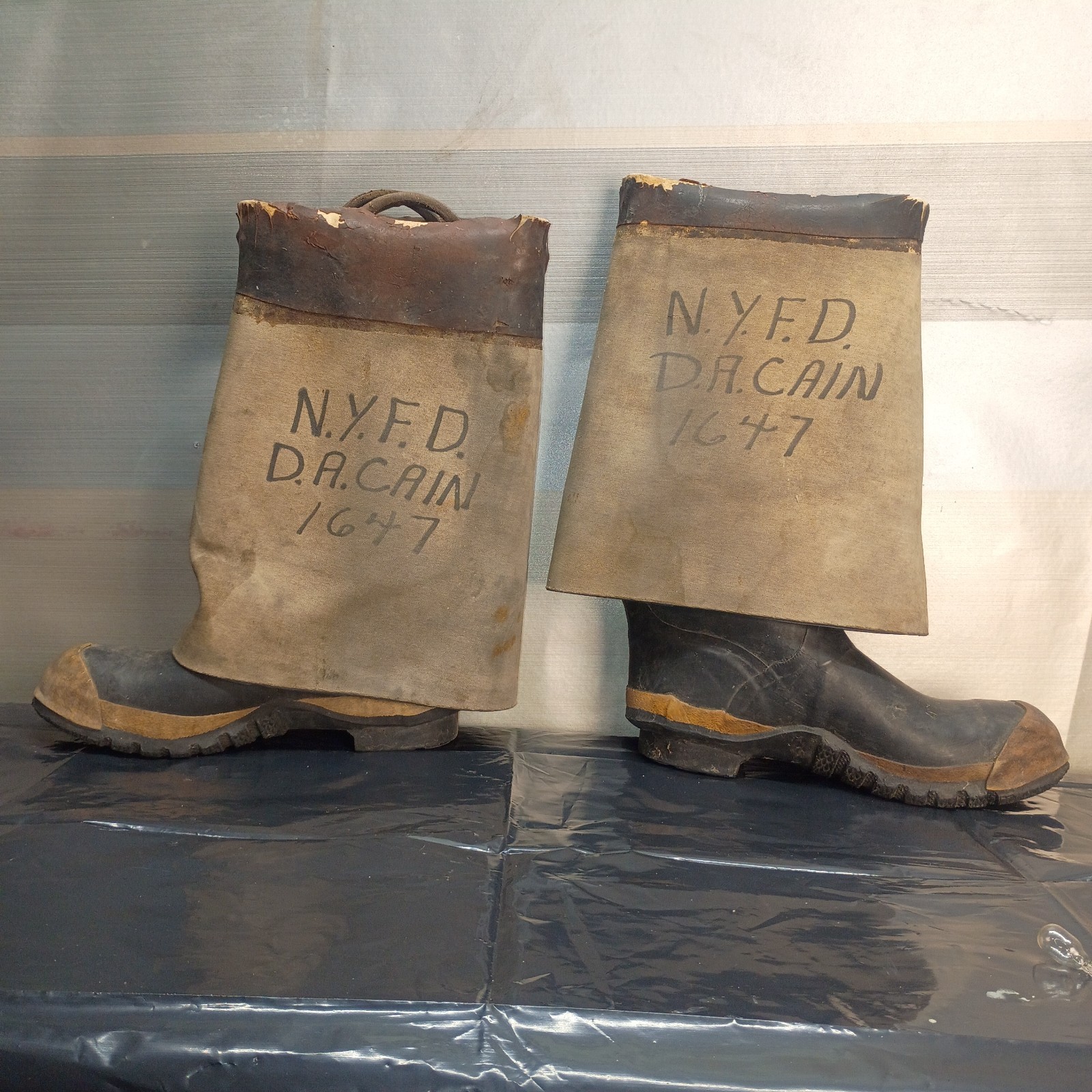 Vintage NYFD Firefighter Bunker Boots Size 10 Turnout Rubber Canvas USA D.A....