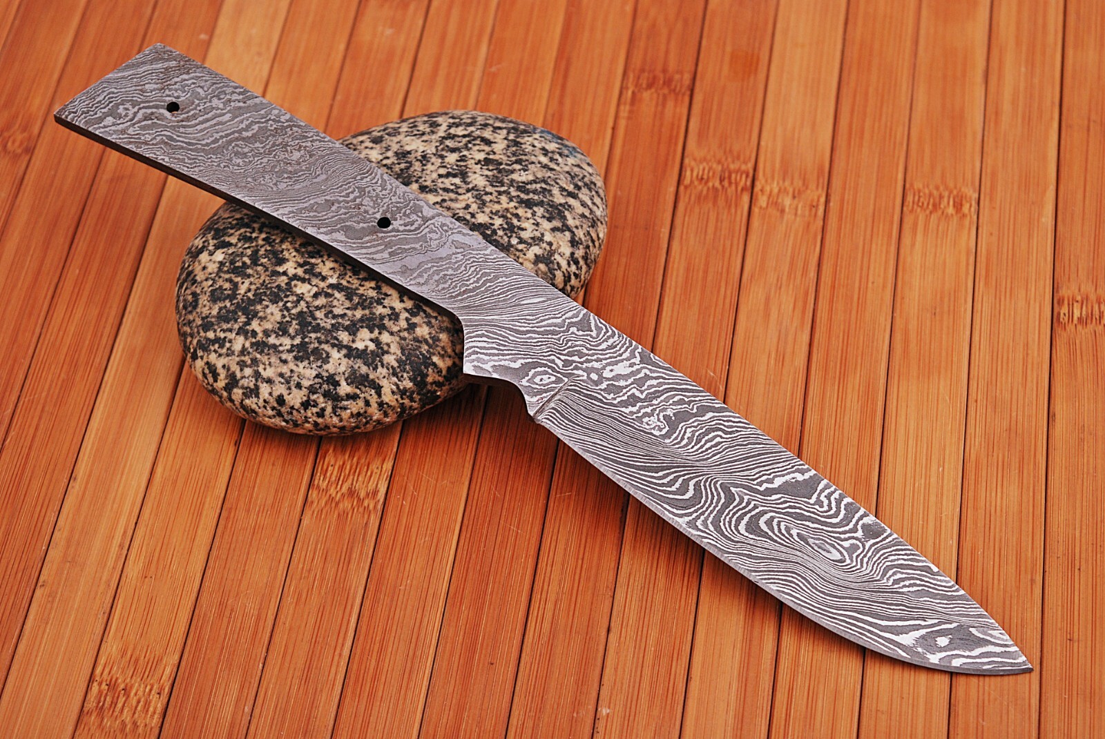 CUSTOM HAND FORGED Damascus Steel Blank Blade for Knife Making Supplies W/Sheath