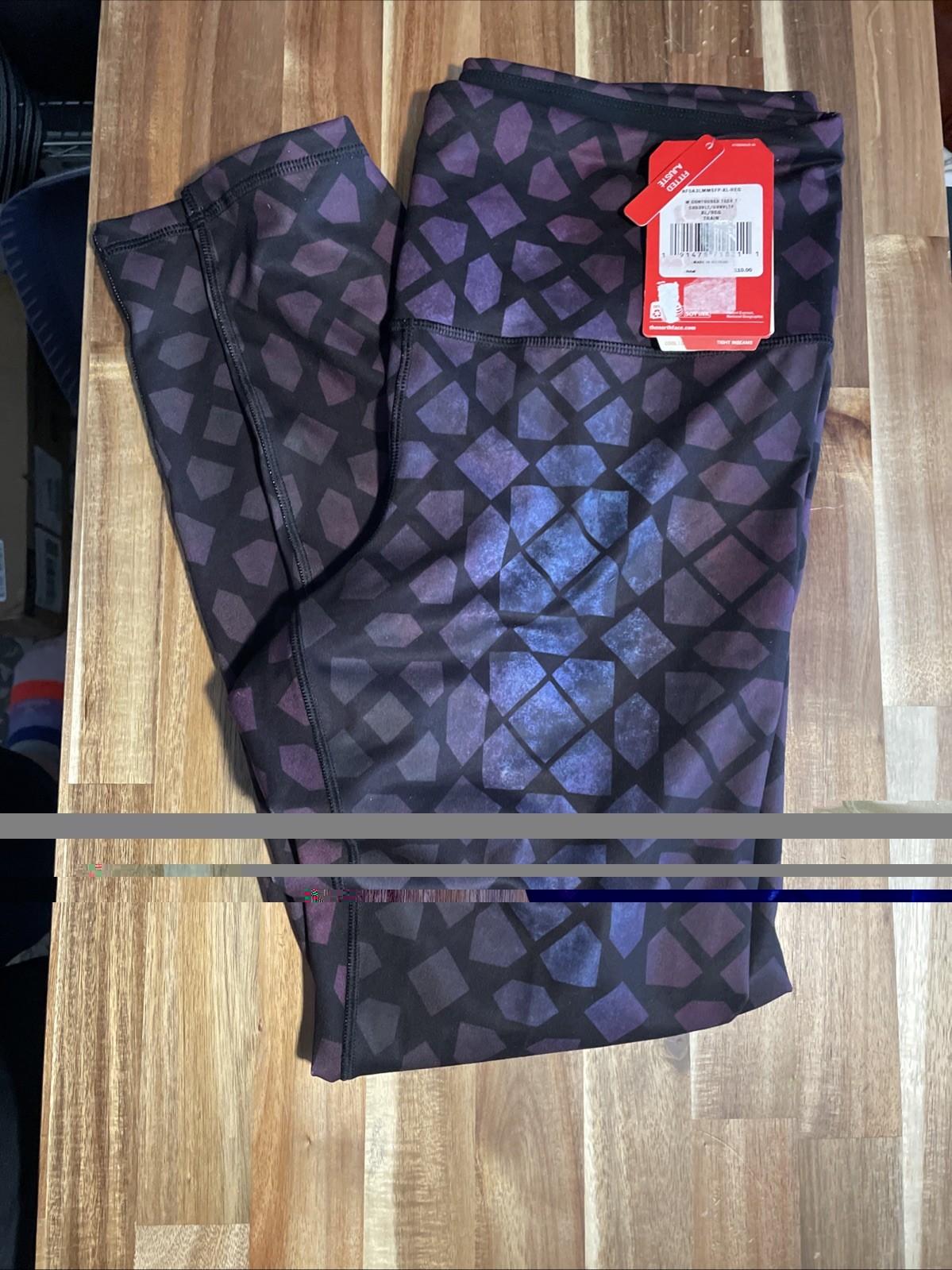 NWT THE NORTH FACE Contoured Tech train leggings, XL $110