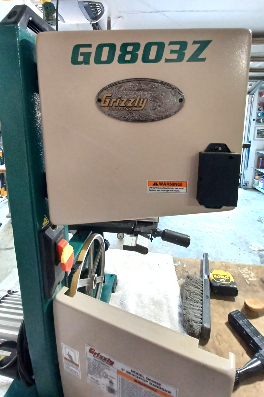 Grizzly 9" Benchtop Band Saw G0803Z/Used