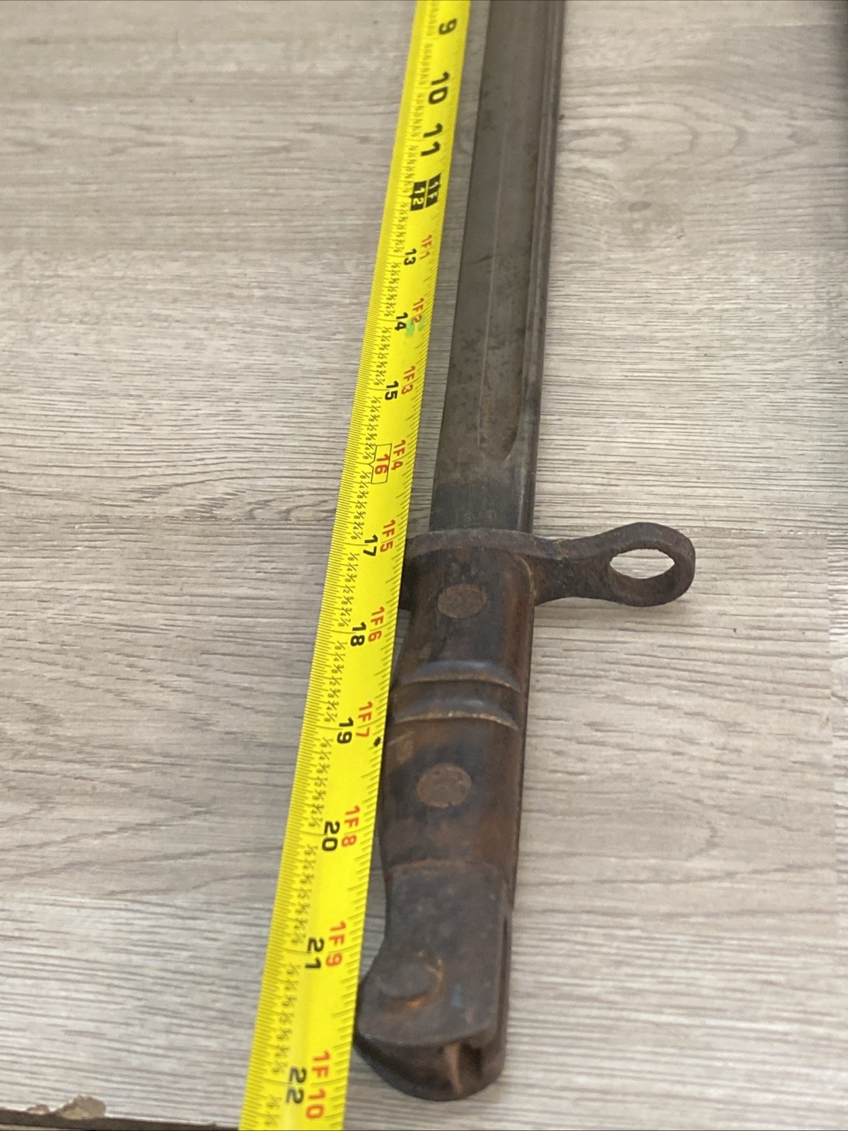 RARE ORIGINAL US MADE BRITISH M1913 BAYONET AND SCABBARD MAKER WINCHESTER 1917