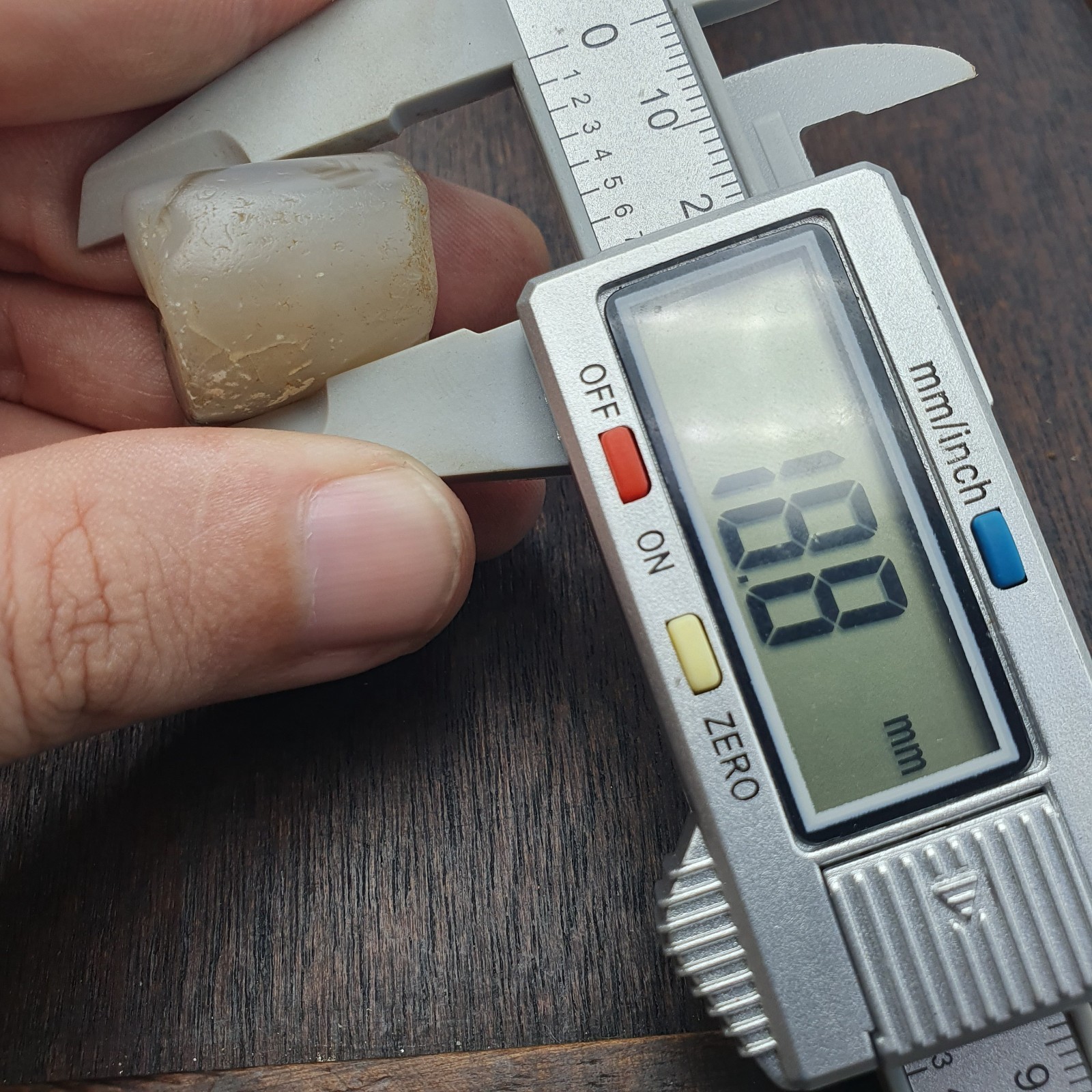 Ancient Antique Himalayan Tibetan Banded Ntural pattern Agate Bead Amulet