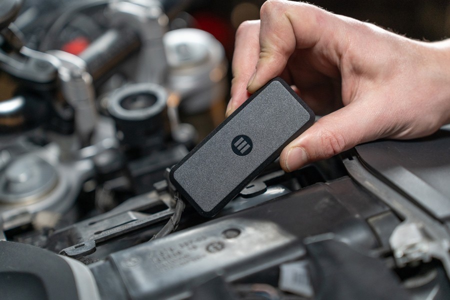 MONIMOTO 9 GPS Vehicle 5G Theft/Movement Tracker with Smartphone Alert App