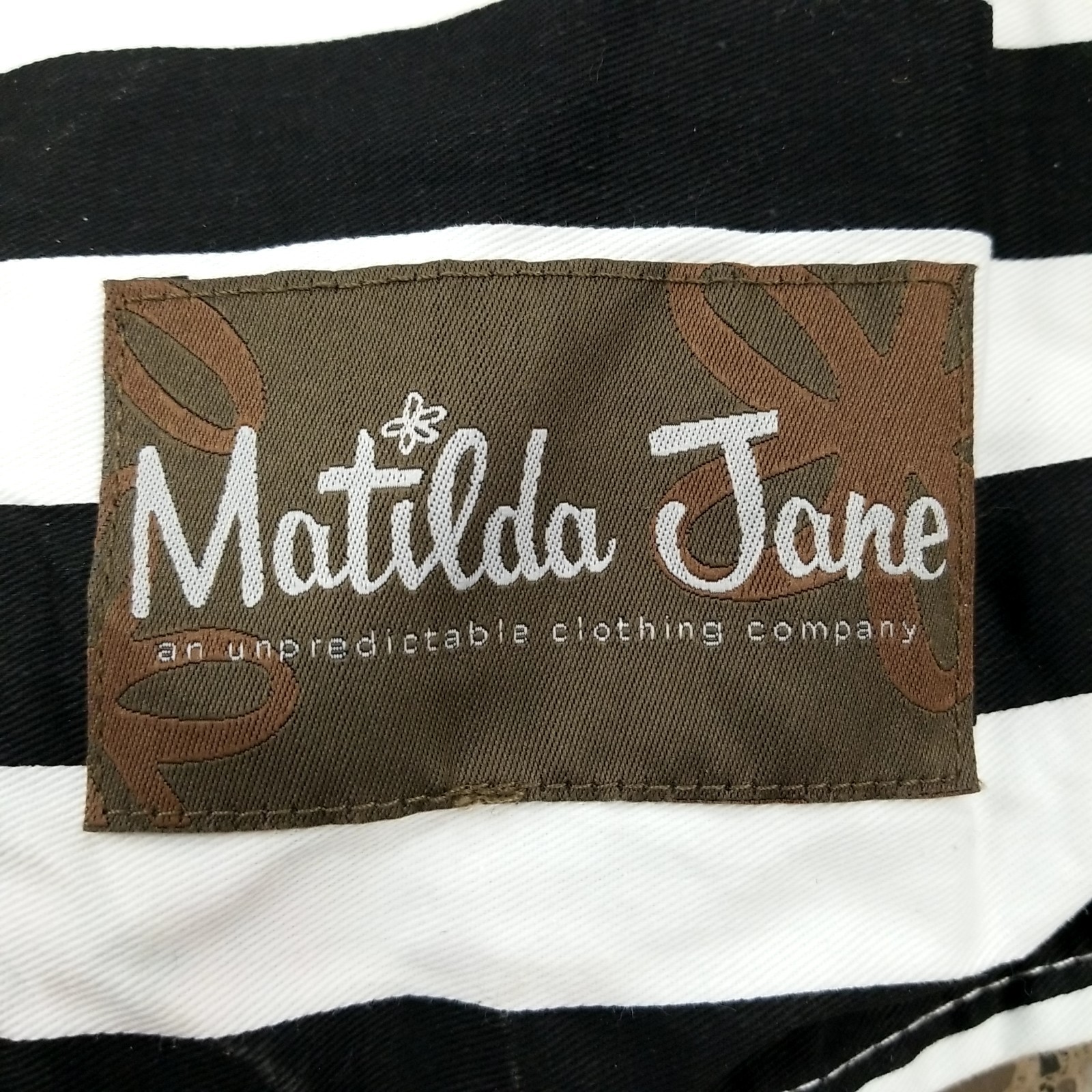 Matilda Jane X Joanna Gaines Play Tent w/Storage Bag.