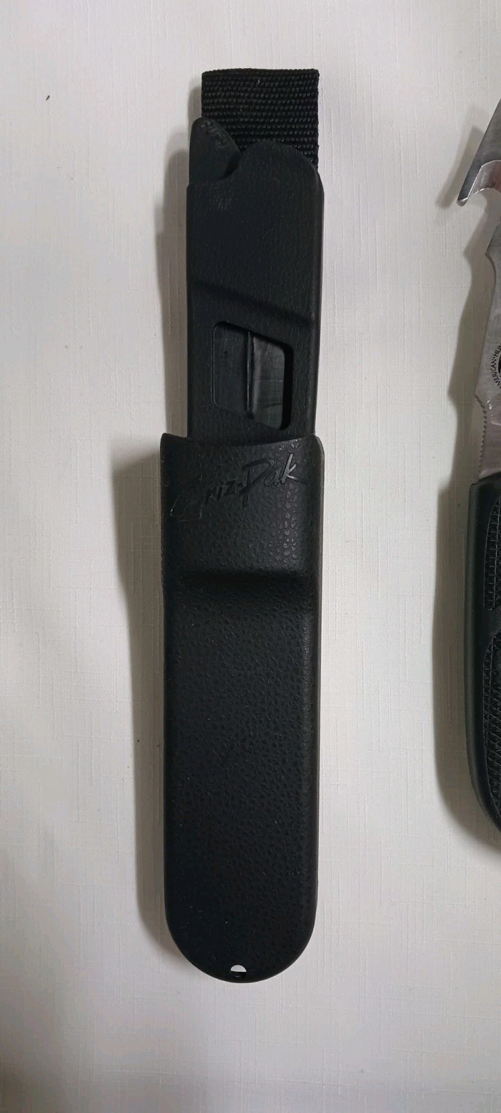 Outdoor Edge Griz-Pak North American Hunting Club Kodi-Skinner Knife & Griz-Saw