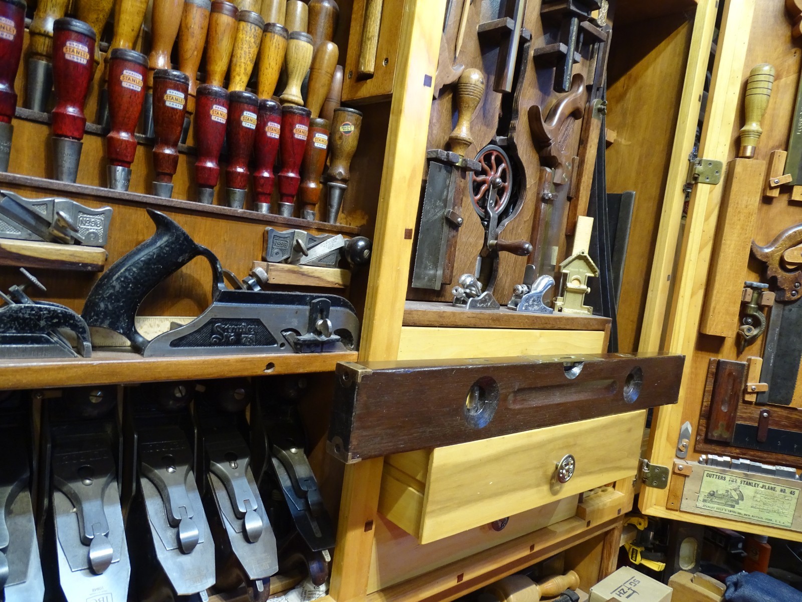 Stanley Rule & Level 26" No. 13 Adjustable Level & Plumb Refurbished Condition.