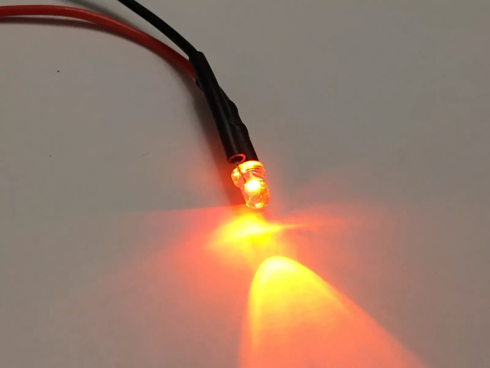 7 LED Lights Set Model Train Layout Buildings 9-12 Volt DC White, Fire Blink Red