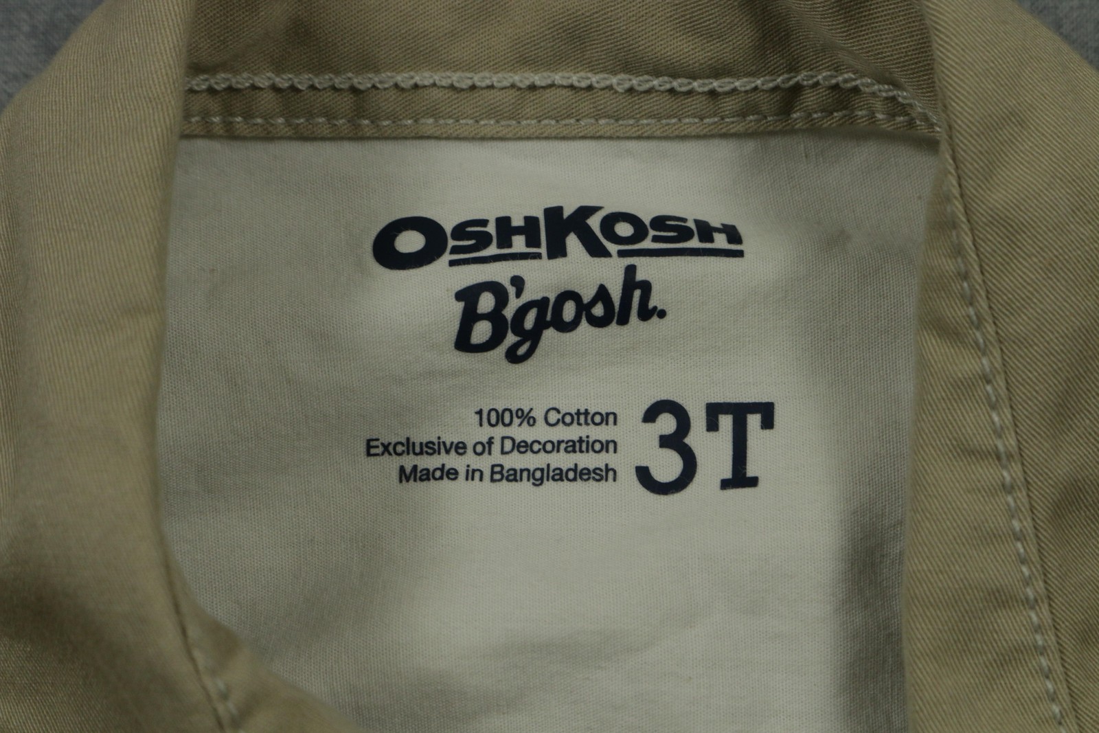 OshKosh B'gosh Shirt Boys 3T Tan Short Sleeve Scout Patches Button Up Adventure