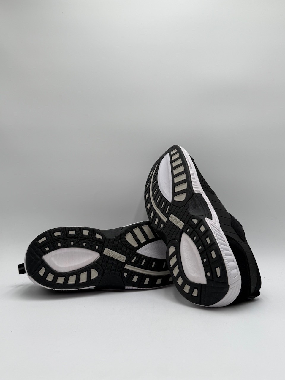 OrthoFeet JOELLE BLACK Women's NEW Orthopedic Walking Shoe Black Multiple Sizes