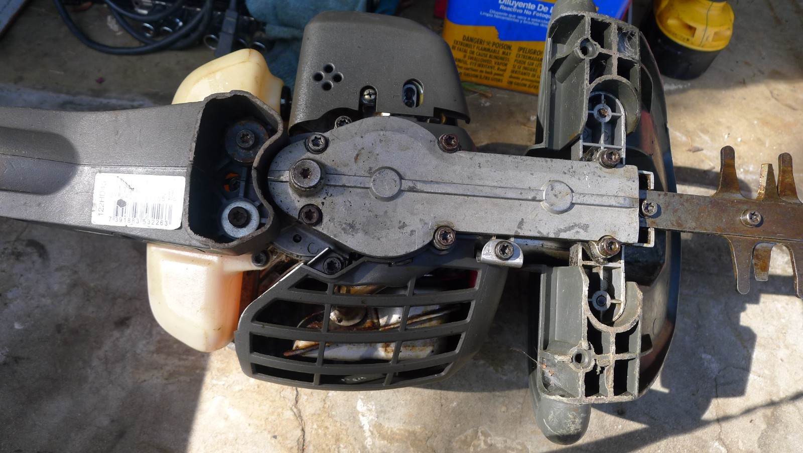 HUSQVARNA 122HD45 HEDGE TRIMMER