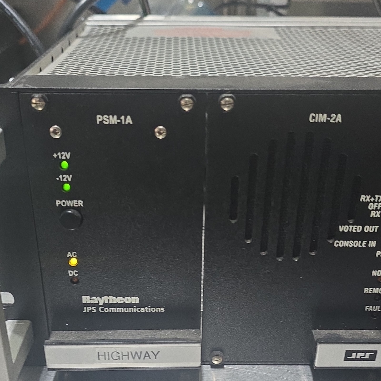 Raytheon Rackmount Base Radio Unit PSM-1A CIM-2A CPM-3 SVM-2 Ethernet 115/230V