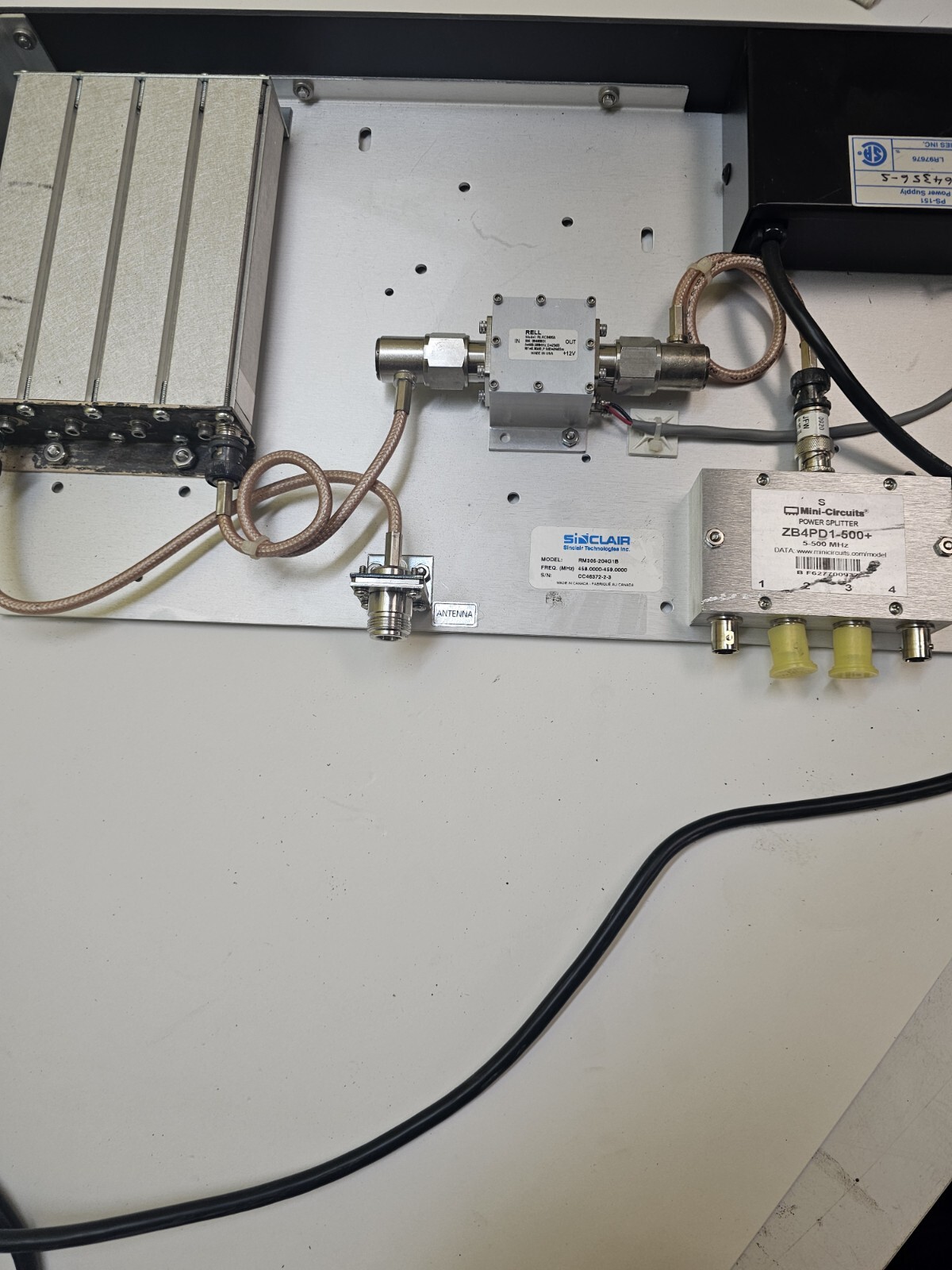 Sinclair RM305-204G1B UHF Receiver Multicoupler RM305