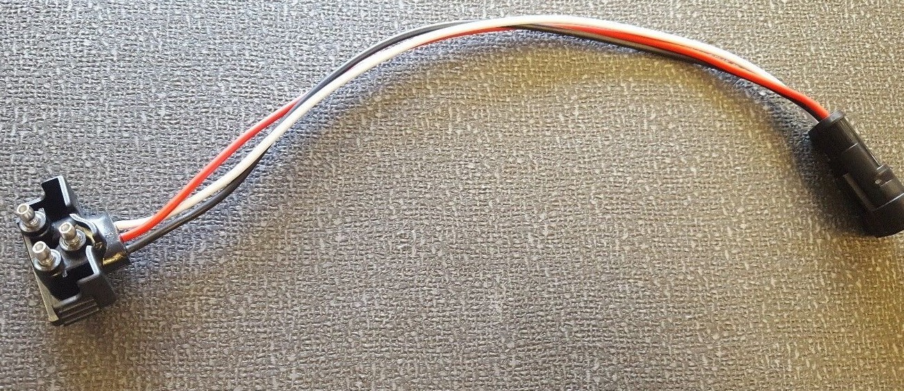 Right Angle PL-3 Pigtail to Female Weathertight Plug SIMILAR 94768 TRUCK-LITE