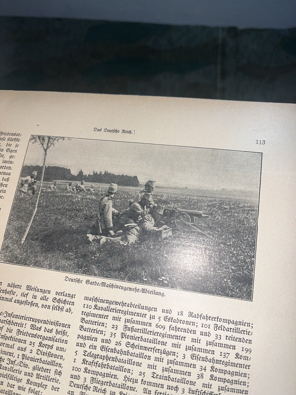 WW2 German Era Original Die Geschichte Des Weltkriegs Book #1 on German Military