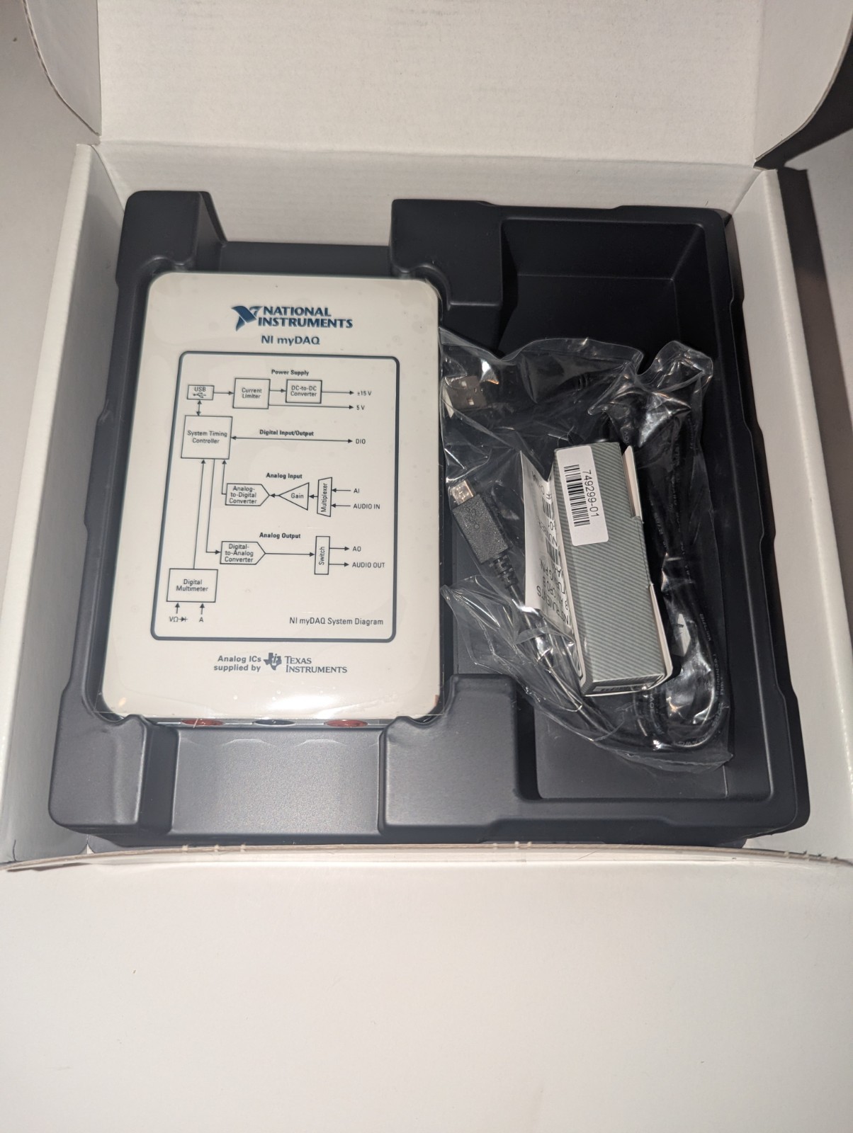 NATIONAL INSTRUMENTS MY DAQ STUDENT KIT 781329-01 (800949B-01)