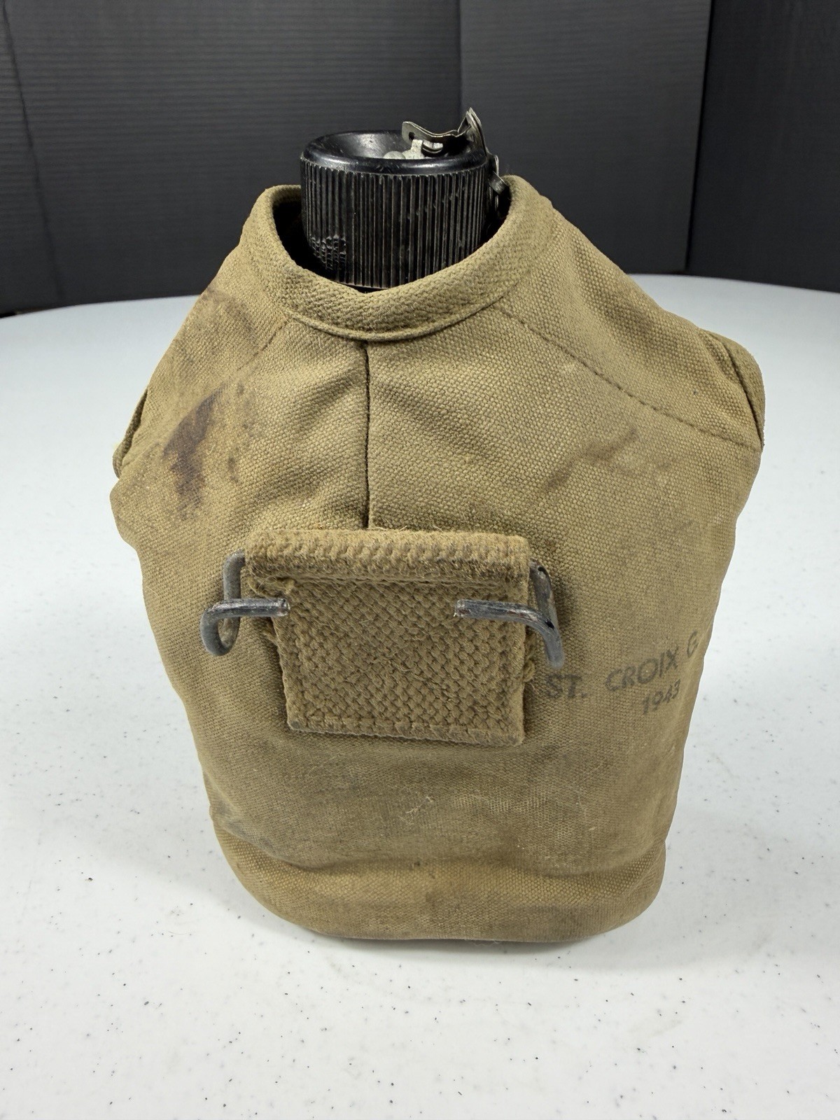 WWII US Army 1943 St. Croix G. Co. Canteen Cover w/ Aluminum Canteen Original