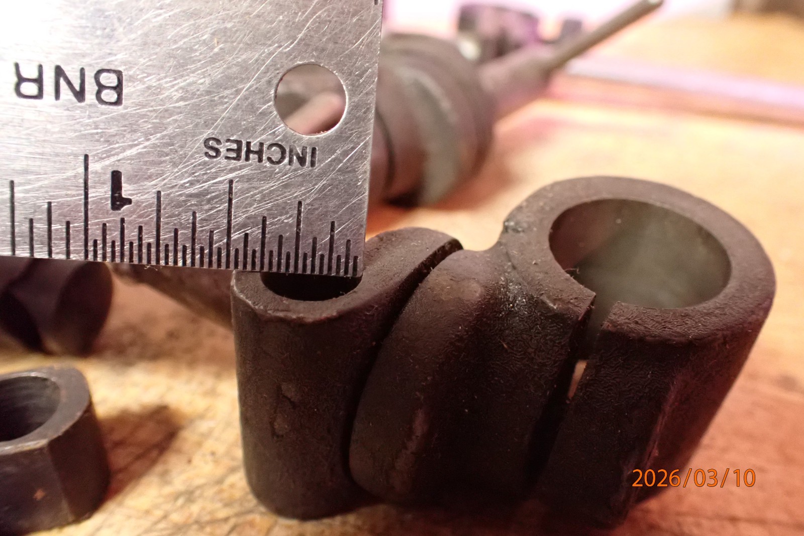 PILE OF BROWN AND SHARPE STARRETT OTHER DIAL INDICATOR ARMS SWIVEL BRACKETS PART