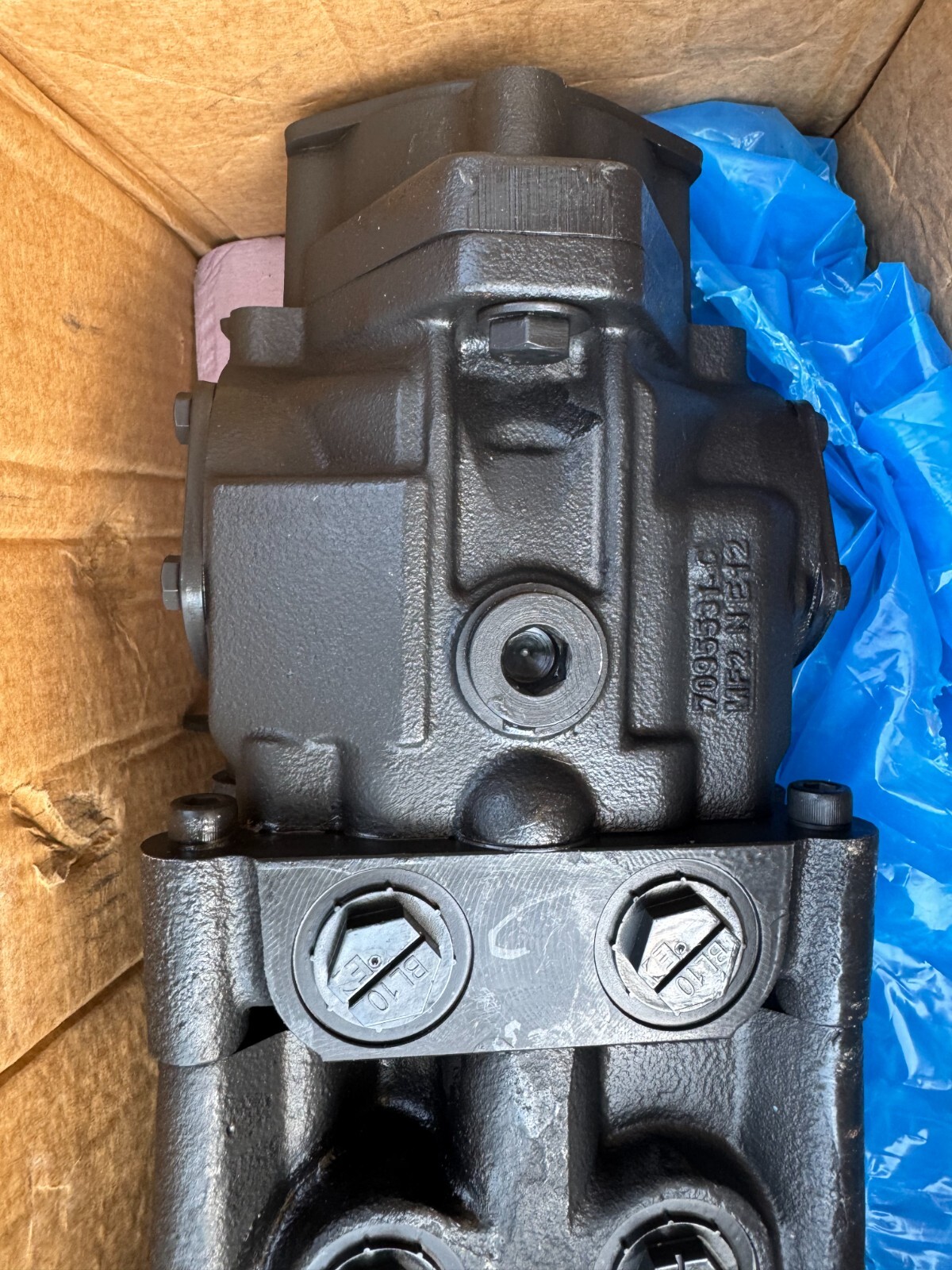 Tandem Danfoss MPT044DAWSJBABAAA Hydraulic Axial Piston Pump Series 40